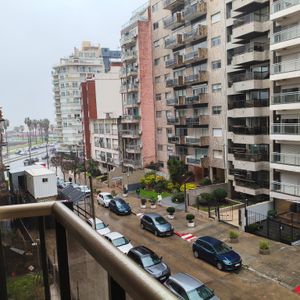 Con Renta. A Nuevo, Totalmente Actualizado. A Estrenar