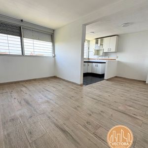 Alquila Apartamento De 2 Dormitorios Al Frente En Buceo Prox. A Av. Rivera
