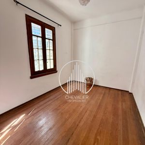 Va348 / Excelente Apto Muy Iluminado 3 Dorm, 2 Baños / Centro