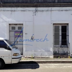 Se Vende Casa A Pocos Minutos Del Centro De Co´lon, 3 Dormitorios.