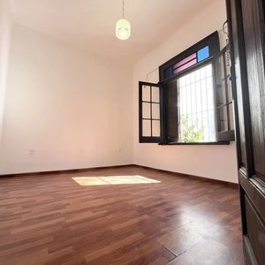 Venta Casa En Cordon Norte, 4 Dormitorios Y Altillo, Azotea, Frente Con Cochera