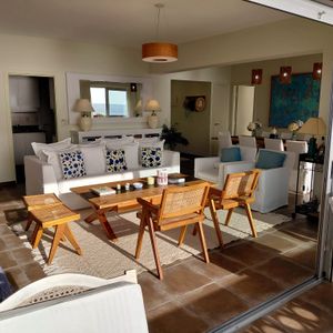 Exclusivo Edificio Vanguardia. Lujoso Apartamento En Punta Del Este. Piso 5 Con Vistas Panorámicas.