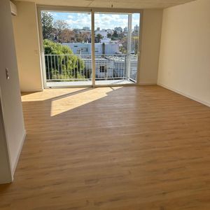 Amplio Living Comedor Y Terraza Con Parrillero! 2 Dormitorios, 2 Baños! Op. Garage! Con Renta