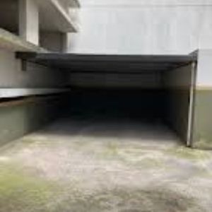 Alquiler Garaje En Zona Aguada, A Pasos Del Palacio Legislativo Y Del Centro, Sin Gastos Comunes