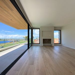 Vista Al Mar! Amplia Terraza Con Parrillero, 2 Garages
