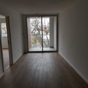 1 Dormitorio Con Renta Y Garaje A La Venta