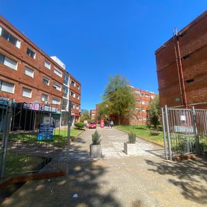 Apartamento 2 Dormitorios En La Estratégica Av. 8 De Octubre, Montevideo