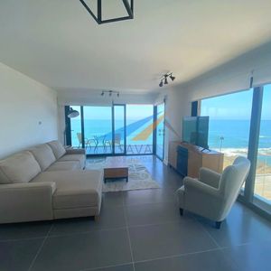 Venta Apartamento De Lujo 3 Dormitorios En Punta Del Este! Frente A La Rambla.