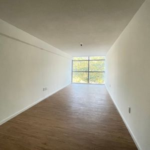 Venta Monoambiente 37 M2 Frente Plaza Del Entrevero Centro