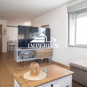 Venta | Apartamento En Malvin De 3 Dormitorios 2 Baños Con Garaje Sobre Av. Italia