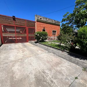 Venta De Dos Casas En Peñarol/sayago En Excelente Estado, Con Parrilleroy Barbacoa