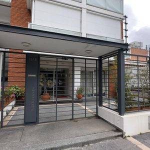 Apartamento En Venta Monoambiente  Puerto Buceo Con Renta