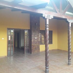 Hermosa Casa En Venta, Zona Norte