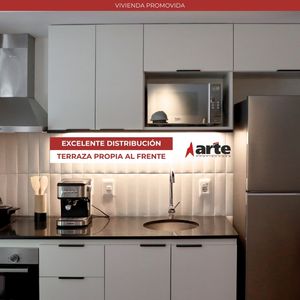 Venta De Apartamento De 2 Dormitorios Orientado Al Frente En Centro