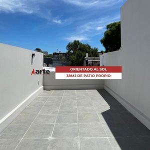 Venta De Apartamento De 1 Dormitorio Con 38,39m2 De Patio En Pocitos Nuevo!