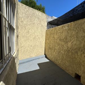 Alquiler Apartamento 1 Dormitorio Planta Baja Cocina Definida Patio Reducto