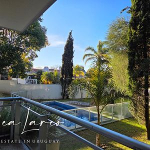 Elegante Apartamento En Alquiler Con Excelente Ubicación En Carrasco