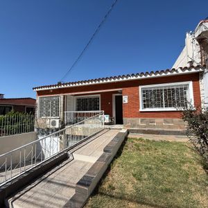 Casa En Alquiler En Malvin Norte