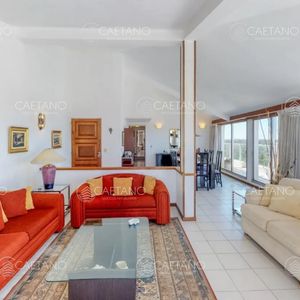 Penthouse En Venta Playa Mansa - Tres Dormitorios Con Vista Al Mar