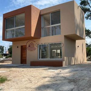 Venta Casa 3 Dormitorios Piedras Del Chileno