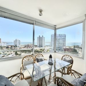 Venta Penthouse - 1 Dormitorio Y Medio + Parrillero - Punta Del Este