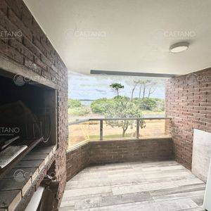 Venta Departamento - 3 Dormitorio + Servicio - Punta Del Este