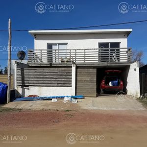 Venta Casa - 3 Dormitorios + Pileta - Las Marias - Maldonado