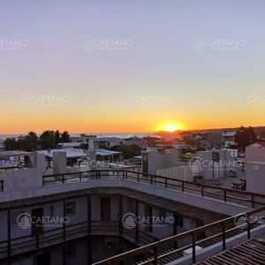 Venta Apartamento 2 Dormitorios. Manantiales, Punta Del Este