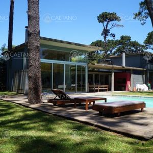 Alquiler Casa En Punta Del Este - 4 Dormitorios