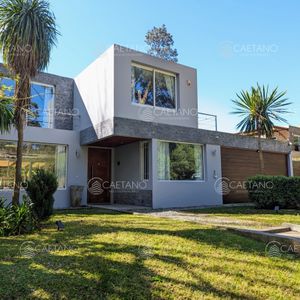 Venta Y Alquiler Espectacular Casa En Parque Burnett, Maldonado