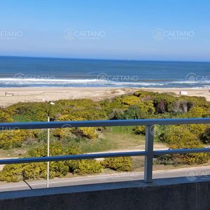 Alquiler Espectacular Apartamento En Primera Linea - Punta Del Este, Brava