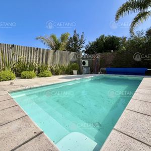 Venta Espectacular Casa En Punta Del Este, Pinares - 4 Dormitorios