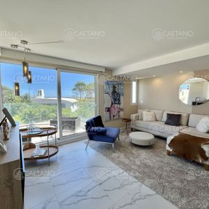 Alquiler Temporada Espectacular Apartamento En Punta Del Este - 3 Dormitorios