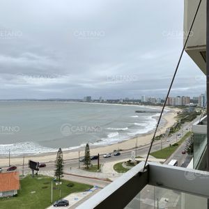 Venta Apartamento 3 Dormitorios. Playa Mansa, Punta Del Este.