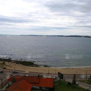 Apartamento En Mansa 3 Dormitorios 2 Baños Terraza