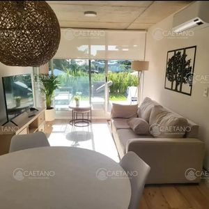 Venta Apartamento 2 Dormitorios. Playa Mansa, Punta Del Este.