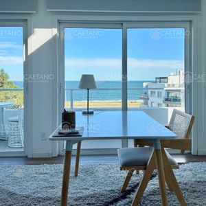 Venta. Triplex. Punta Del Este