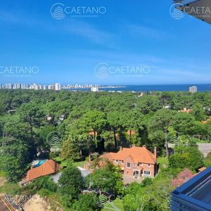 En Venta Apartamento En Roosevelt - Punta Del Este De 1 Dormitorio, Con Excelente Iluminación.