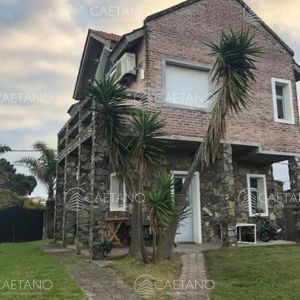 Hermosa Casa En Balneario Buenos Aires A Pasos Del Mar!