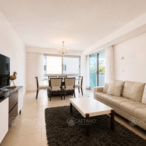 Venta Apartamento Tres Dormitorios, Playa Mansa. Punta Del Este.