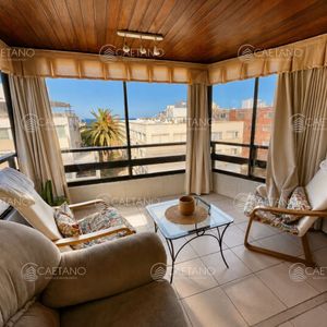Venta De Apartamento De 3 Dormitorios En Península