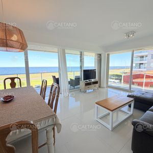 Apartamento En Venta 2 Dormitorios, Playa Mansa - Punta Del Este