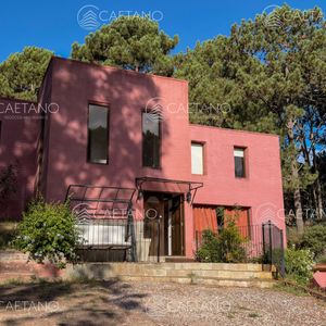 Casa En Venta  4 Dormitorios - Club Del Lago