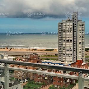 Venta Apartamento 3 Dormitorios Piso Alto Punta Del Este
