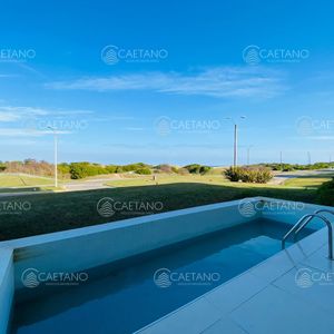 Departamento En Venta Seis Dormitorios Y Servicio Frente Al Mar