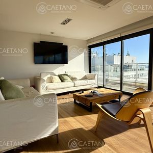 Venta Apartamento 4 Dormitorios. Playa Mansa, Punta Del Este