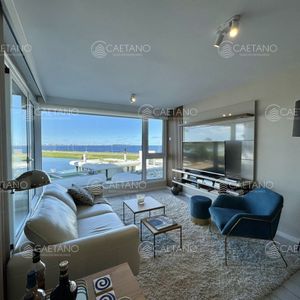 Venta Apartamento 3 Dormitorios. Playa Mansa, Punta Del Este