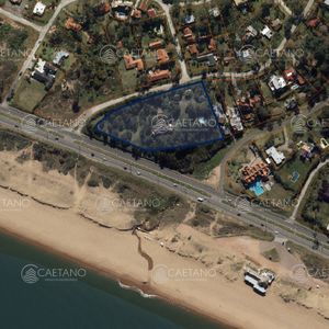 Venta Casa 6 Dormitorios Playa Mansa, Punta Del Este