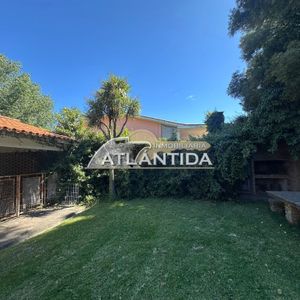 Venta Casa Dos Dormitorios En Atlántida Sur! En Un Punto Exclusivo! Inmobiliaria Atlántida.