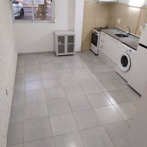 Parque Rodó. Excelente Ubicación, Servicios Varios. Próximo A Varias Facultades
